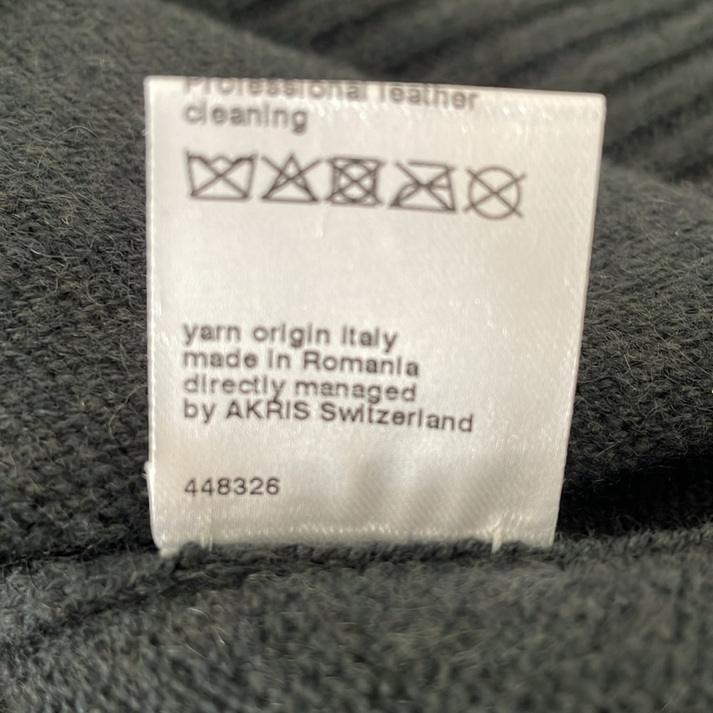 Akris Pine Green Italian Cashmere & Napa Leather Cardigan - Picture 16 of 16